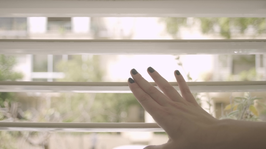 Mature Indian Window Spy